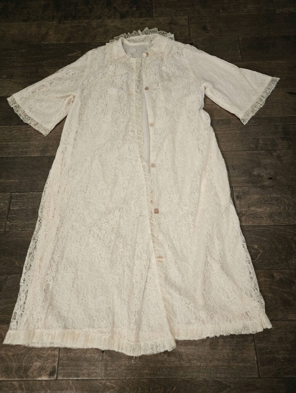 1940s Vintage Lace House Coat, Robe, Mid Length, Size S/M Beige